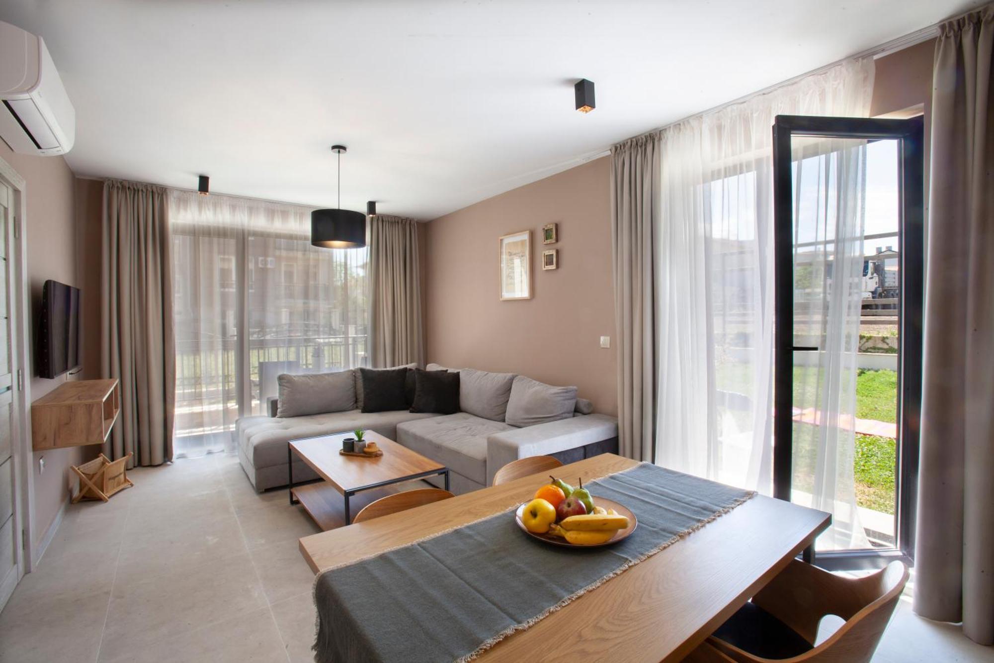 Nea Apartments อัคโตโปล ภายนอก รูปภาพ
